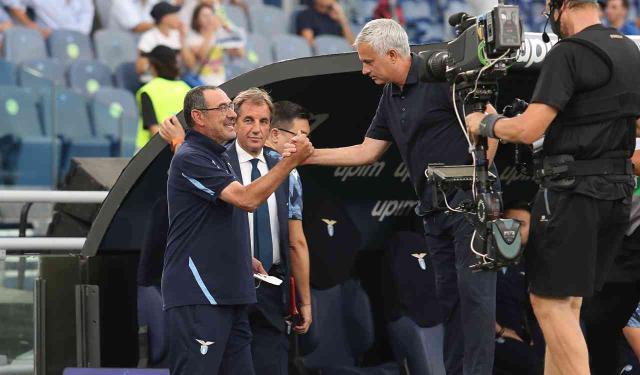 1632702534540079825.jpg Sarri-e-Mourinho-1.jpg